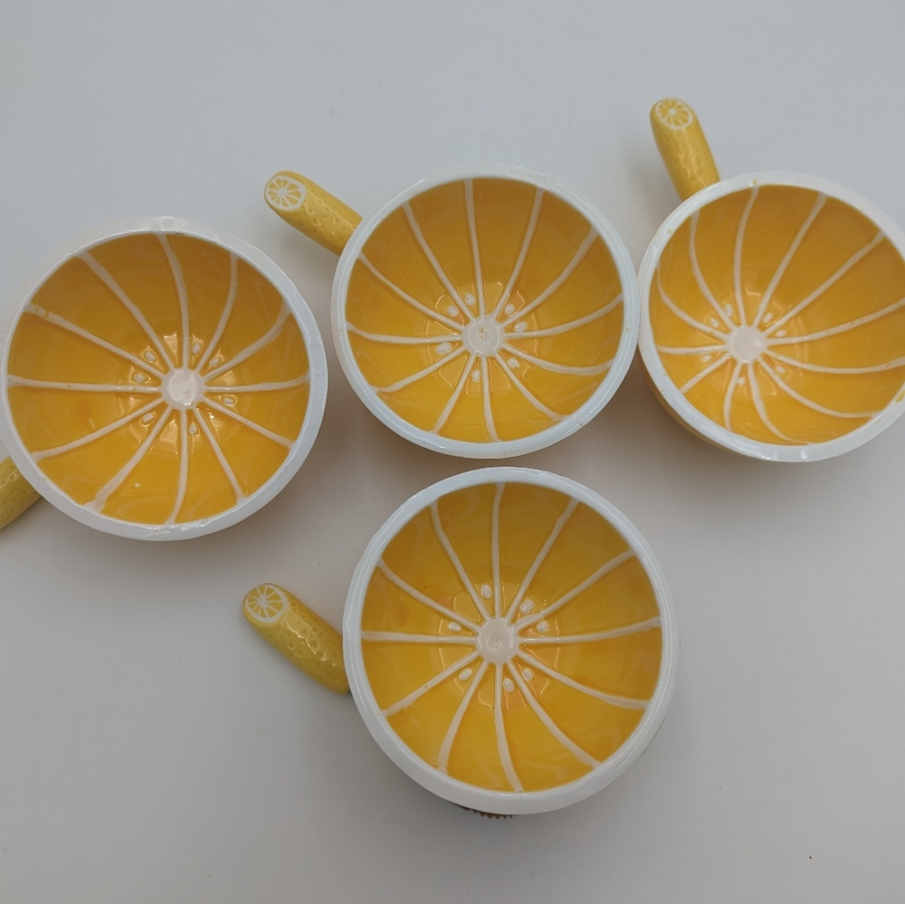 Grapefruit Bowls with Carving Spoons Set of 4 Yellow Japan